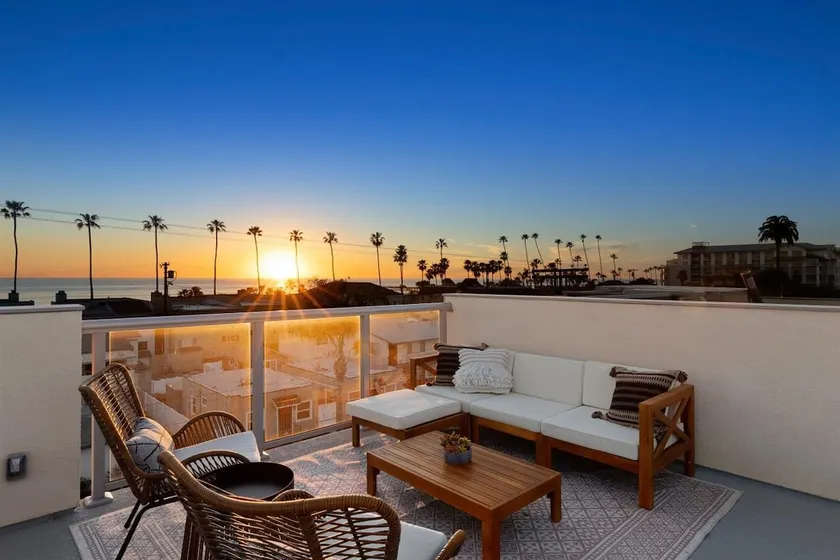 Ocean Views, Rooftop Deck & 1 Block to Everything! - Image 1