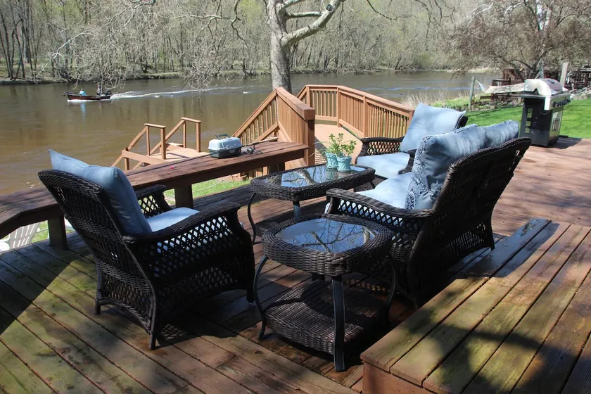 The Scuttle-Inn on the Muskegon River - Image 1