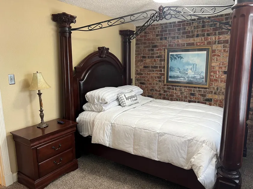 Incredible Place, Unbeatable Location close to LSU - Image 1