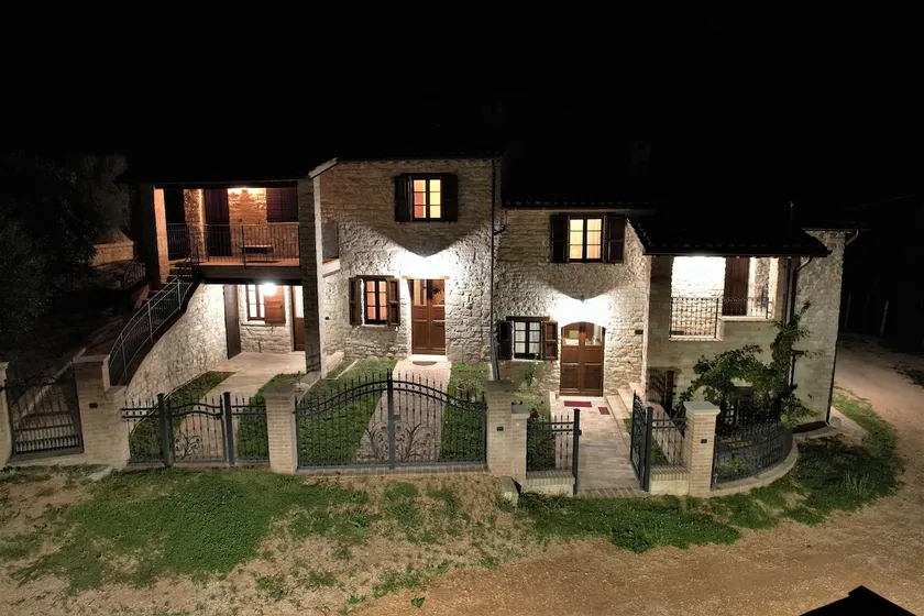 Casale di Naro Agritourism - Il Bianco Preggiato - Image 1