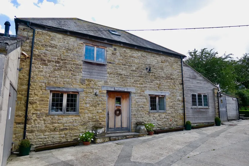 The Tallet - converted three bed stable - no children under 8 - Image 1