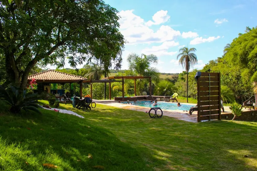 Farmhouse with swimming pool, pond, comfortable house. - Image 1
