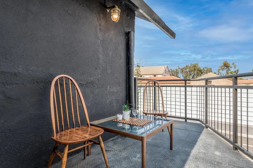 Urban Architectural Design loft - Image 1