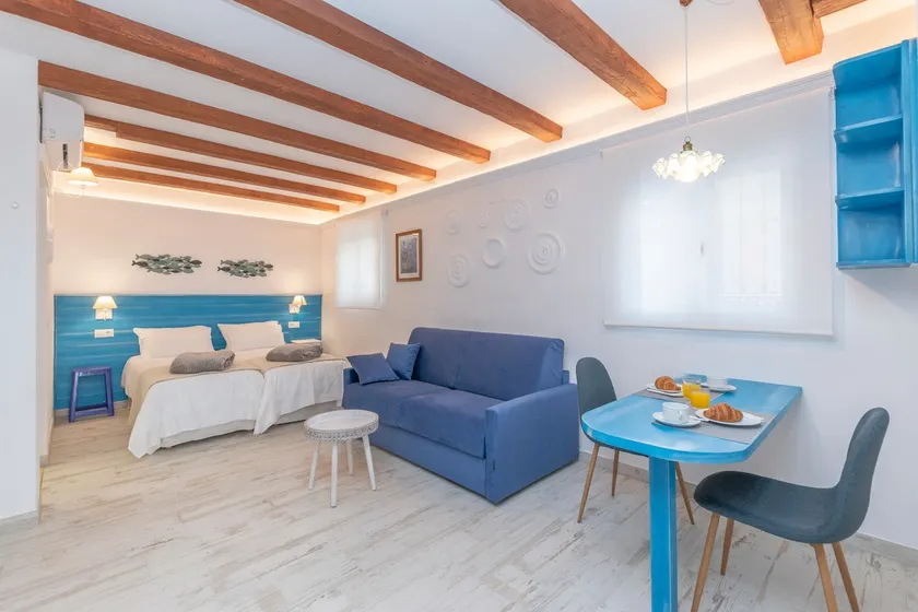Casa Azul Boutique Apartments, Studio 10 | Blu... - Image 1