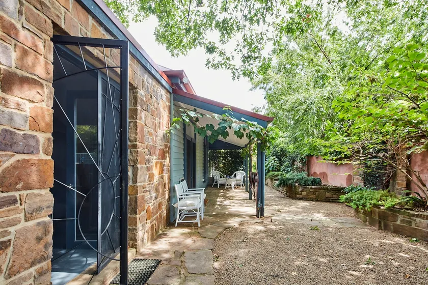 Pin Oak House, Mansfield, Mt Buller, High Country - Image 1