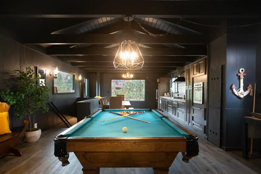Unique and Modern retreat: The Yellow Door Cabin - Image 1