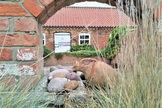 The Stables - countryside character property - Image 1