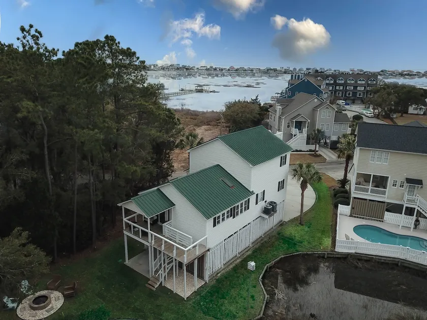 Private Murrells Inlet Marshfront 4 BR 4 BA Waterfront Home - Image 1