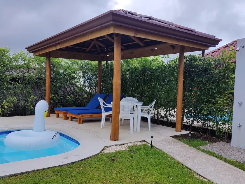 Beautiful 3 Bedroom Villa, private pool. Sleeps 6 - Image 1