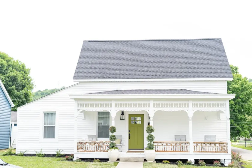 Farm House Style Home in the Town of Brookville - Image 1
