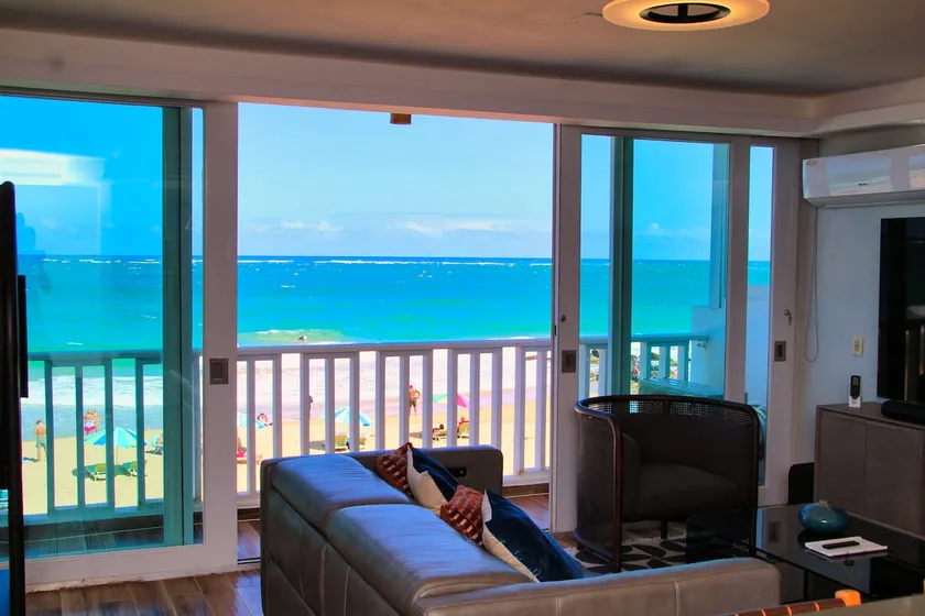 The BEACH PAD- A Beachfront,  Full Ocean View Apartment - Image 1