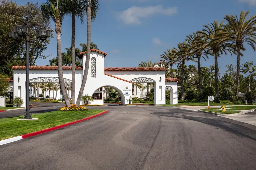 Lovely La Costa condo -walk to Spa & Golf course, close to beach & Legoland - Image 1