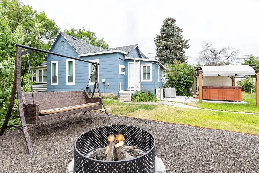 A Vintage Home with a Modern Appeal - Image 1