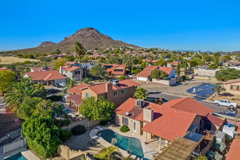 AZ Relocation? Heated Pool, Game & Exercise Room - Image 1