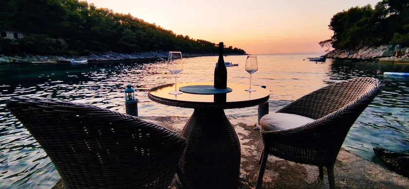 Luxury house by the sea, Bay of Lozna / Hvar - Image 1
