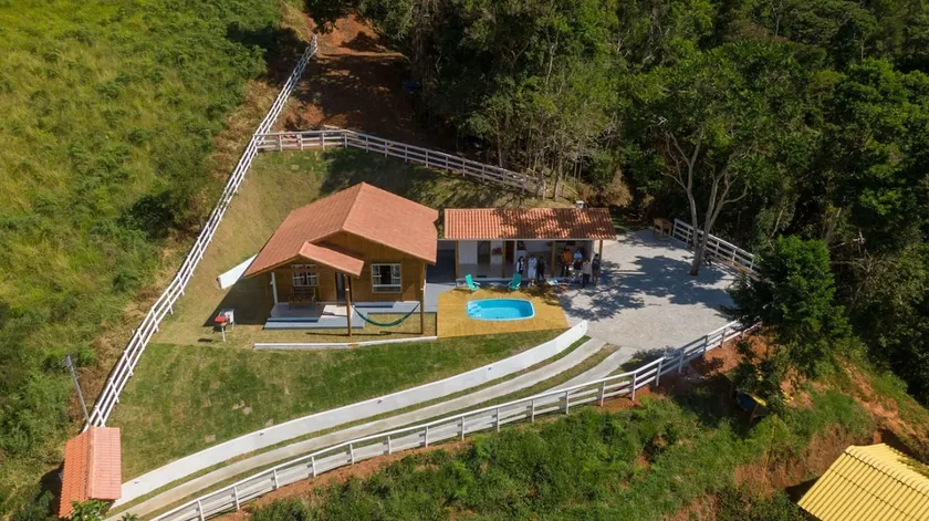 House in the mountains with a swimming pool and a waterfall in the yard!! - Image 1