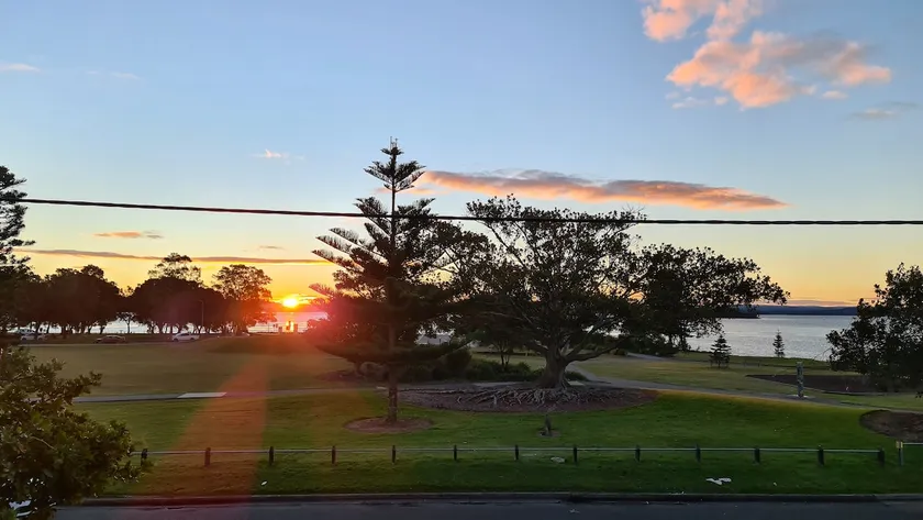 Sunset waterview over Tuggerah Lakes apartment - Image 1