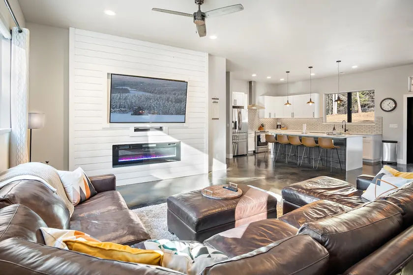 Forested Oasis for the Whole Family- Pet Friendly! Game Room, Hot tub and more! - Image 1