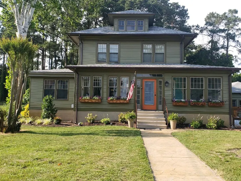 Family Retreat - Private Pool, 4 Bedroom, Fire Pit - Image 1