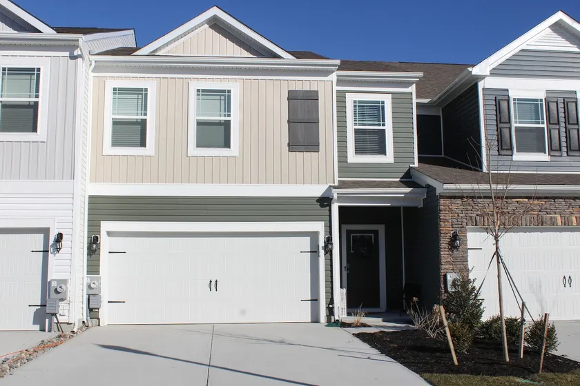 Beach Life - Townhouse 1.5 miles from Beach - Image 1