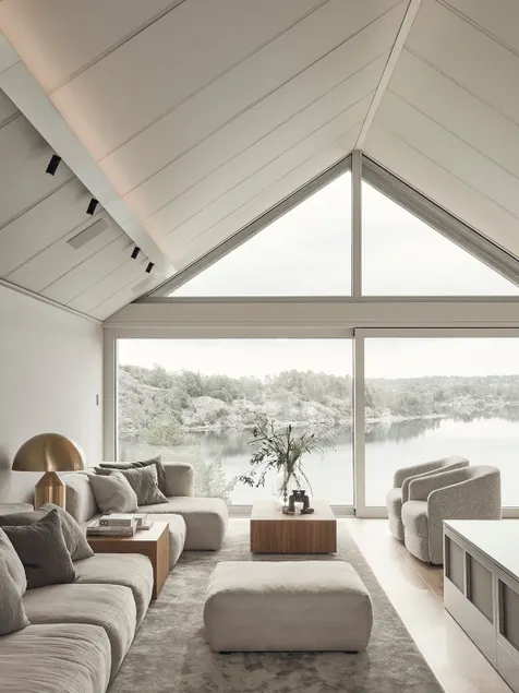 Modern ocean villa in Stockholm archipelago - Image 1
