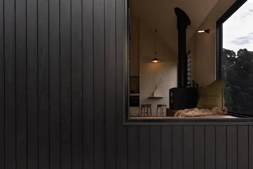 Luxury Cabin at Round Hill Retreat - Image 1