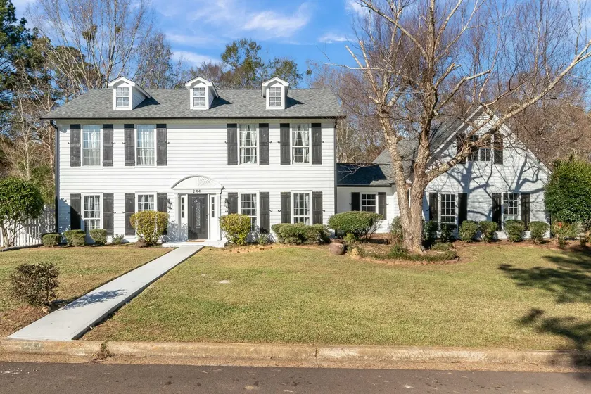 Royal Meadows - Image 1