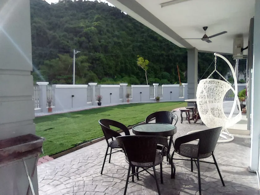 44 Mountainville Relaxing Ipoh (10 pax) - Image 1