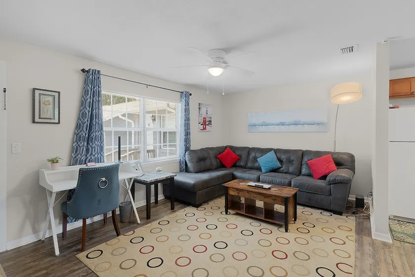 The Downtown Retreat Five - Image 1