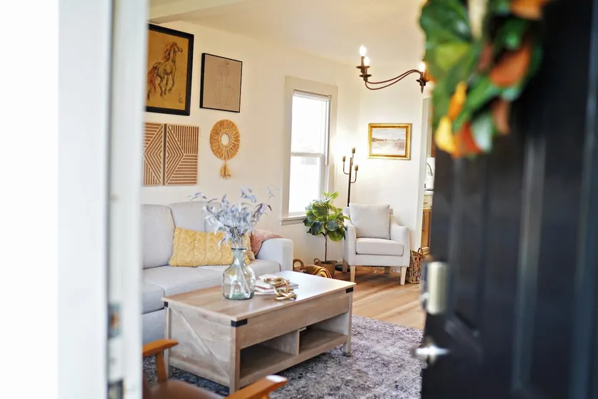 Cozy Cottage in East Peoria! - Image 1