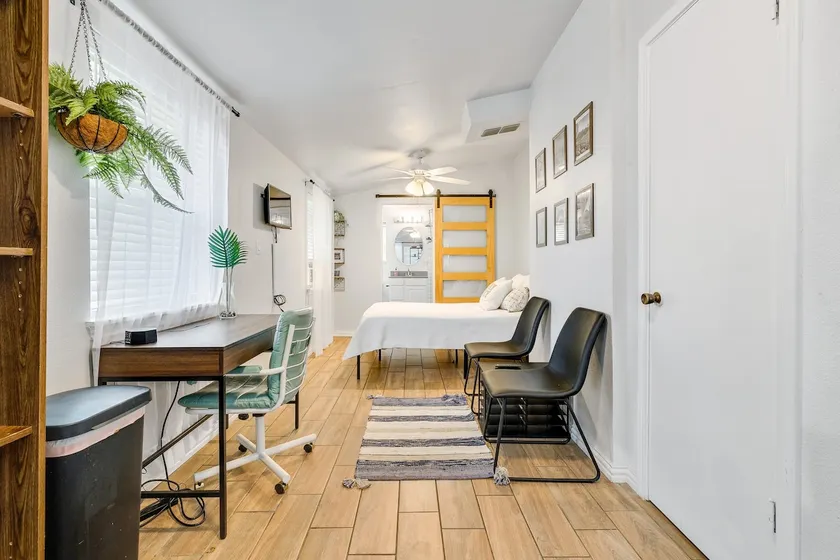 Cosy Suite Private Entrance near DFW Airport - Image 1