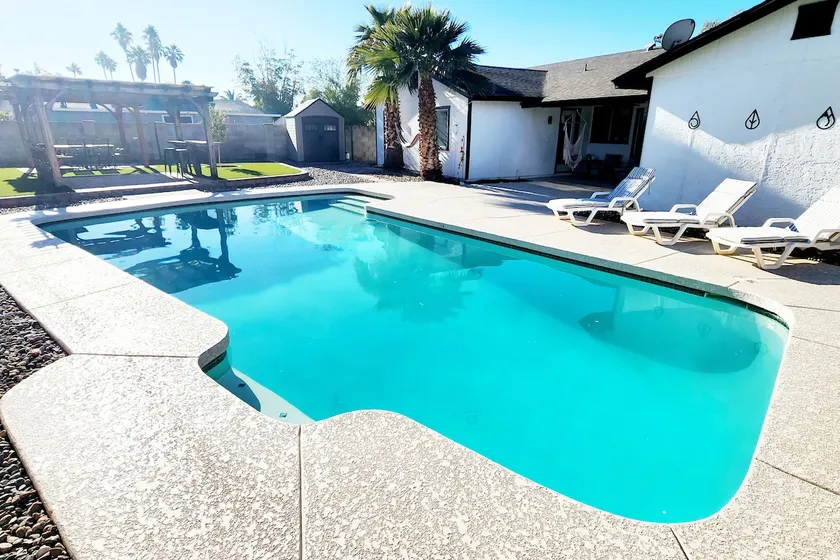 Spacious Phoenix Oasis: 3mi to State Farm Stadium! - Image 1