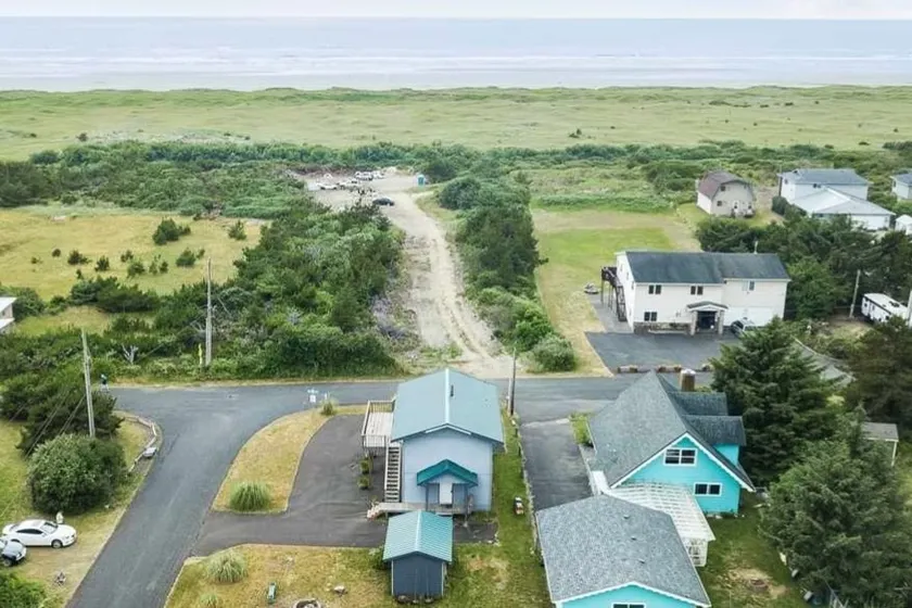 SeaHaven Beach House - Image 1