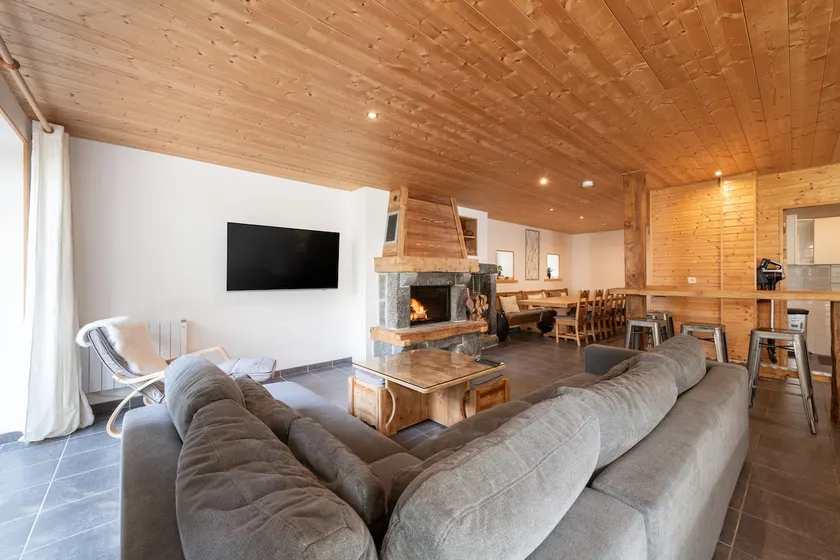 La Charbonnière, grand gîte haut-de-gamme avec jacuzzi et sauna - Image 1