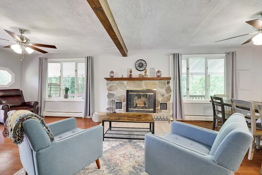 SAUNA | GAMEROOM | SPACIOUS | POCONO RETREAT | BBQ - Image 1