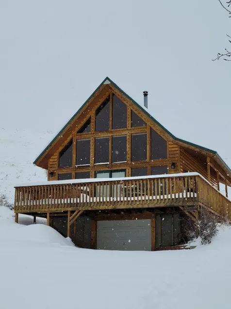 Mountain View Cabin - Image 1