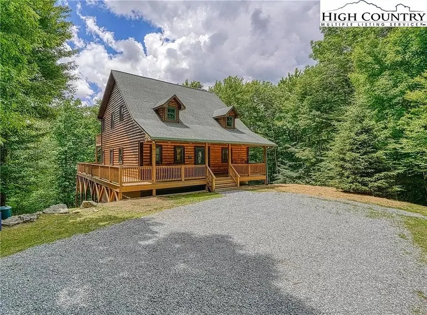 Best on Beech-Modern Cabin-Families-Fireplace, A/C - Image 1
