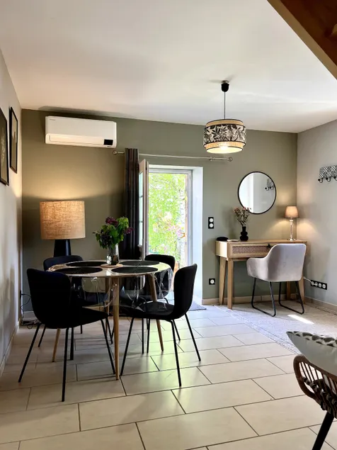 Cosy little cocoon with garden and terrasses - Image 1