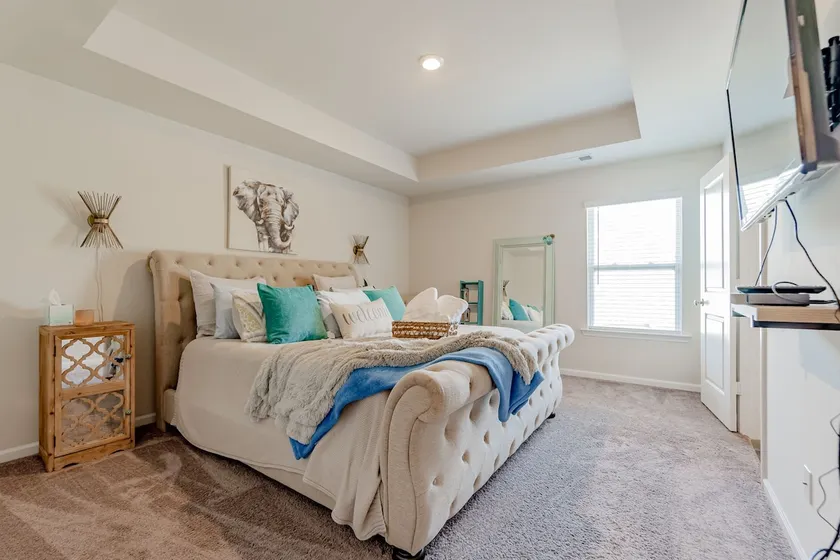 Luxe & Roomy 4 Bd in Columbia Sc Near Fort Jackson - Image 1