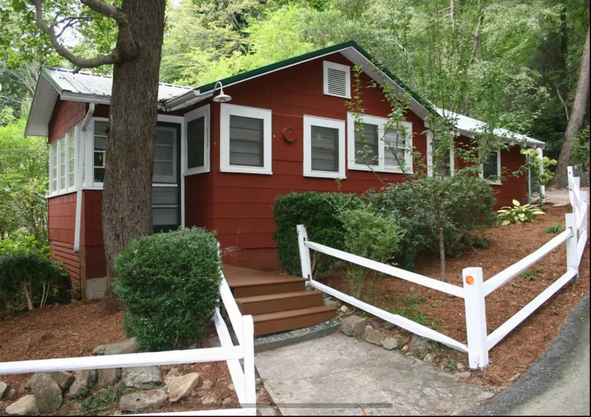 Cozy Cabin in Chimney Rock! Close to Town! - Image 1