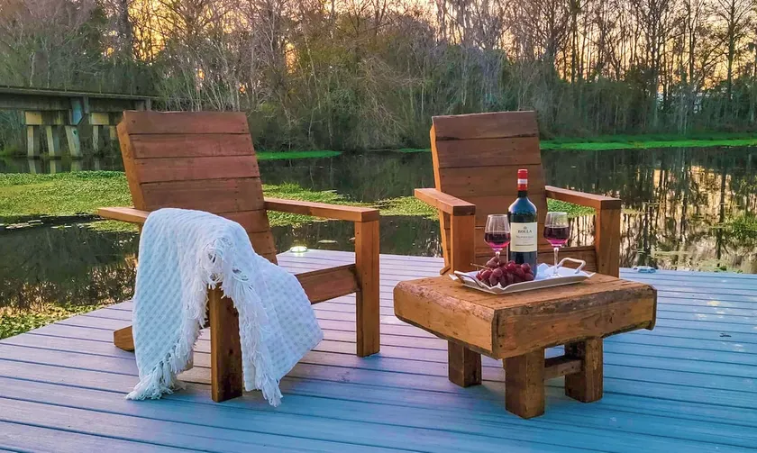GOVERNOR'S CREEK~Waterfront, King Bed w/Water View - Image 1