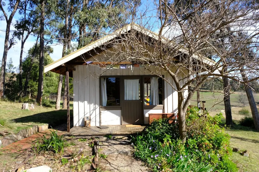 Cosy Cabin #4 at Buddhist Retreat Centre - Image 1