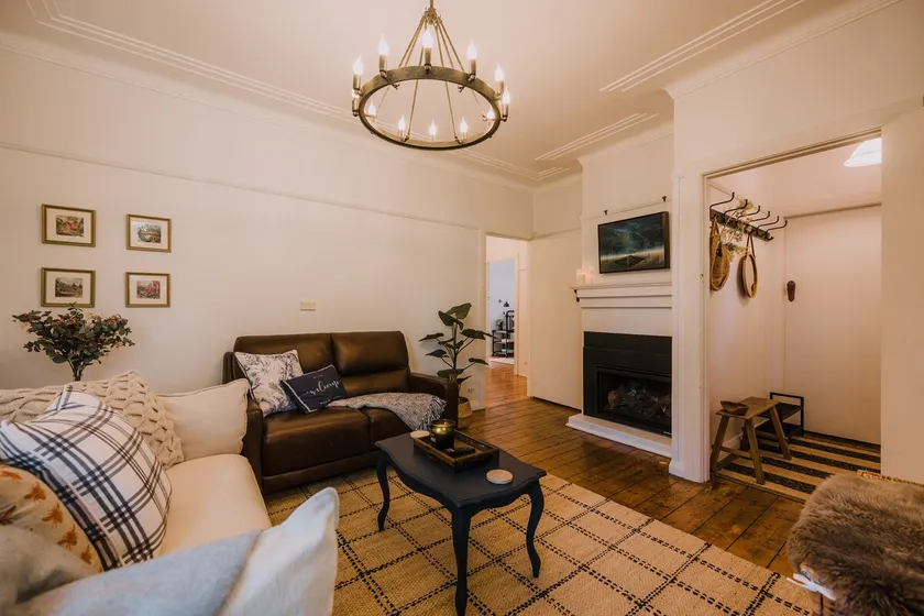 Three Sisters Blue Mist Cottage in Katoomba - Image 1