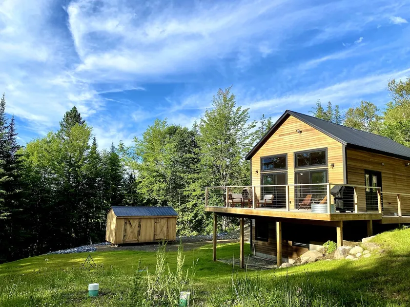 Trailside Home in East Burke - Image 1