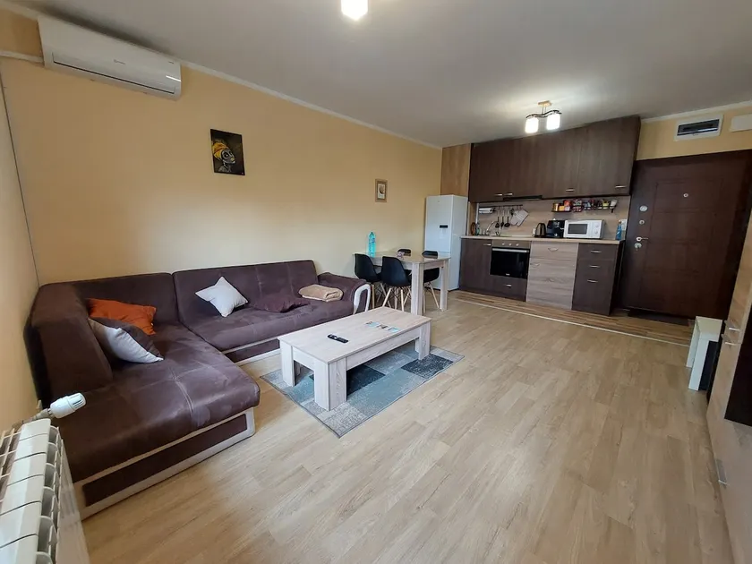 Cozy 2-room apartment in a new building. - Image 1