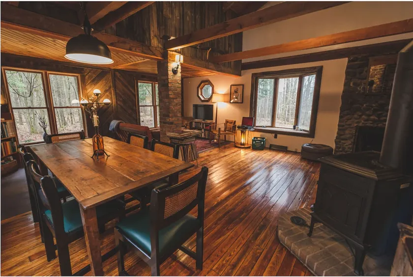 Peaceful 10-Acre Hideaway in Adirondack Foothills - Image 1
