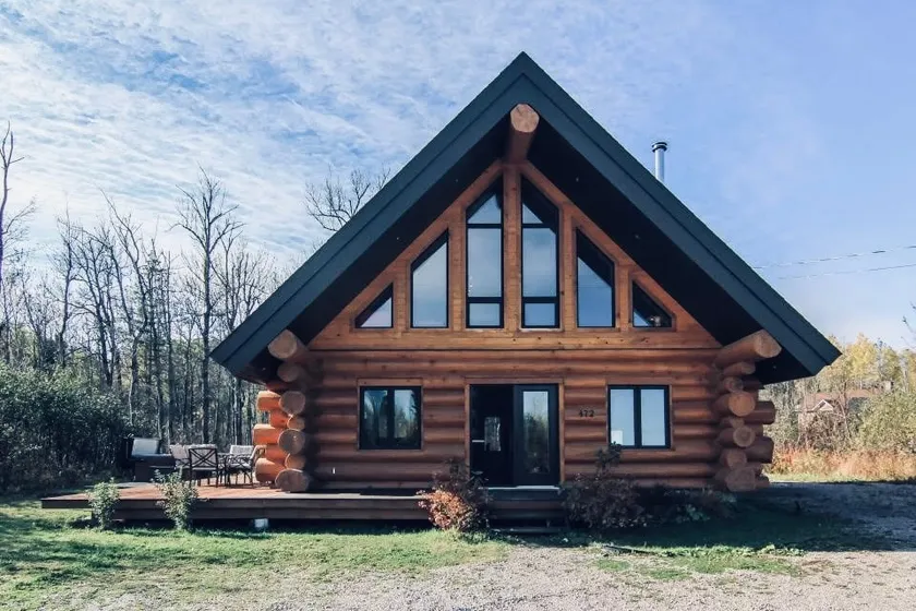 Cozy chalet in the heart of Saguenay - Image 1