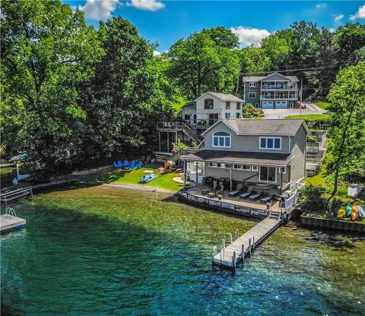 Sunny Maple at Keuka Made! Lakefront 3BR, 2BA, A/C - Image 1