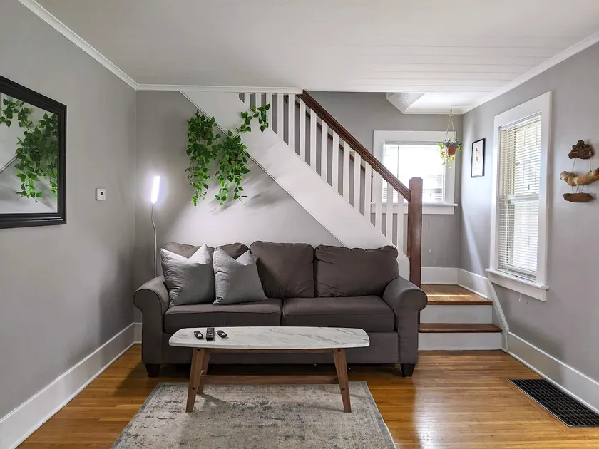 Private Getaway! Entire home, 2 Bedrooms - Image 1