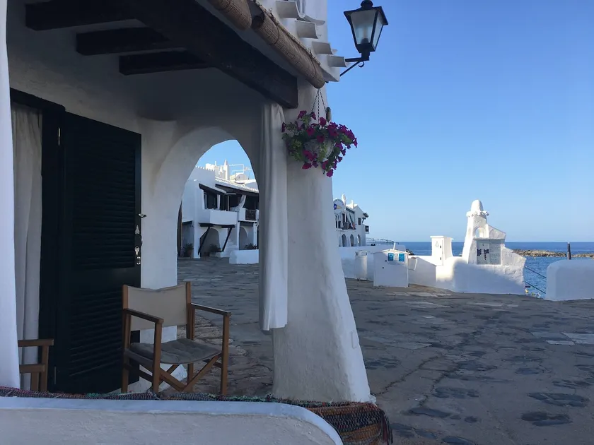 Charming apartment on the seafront - Image 1